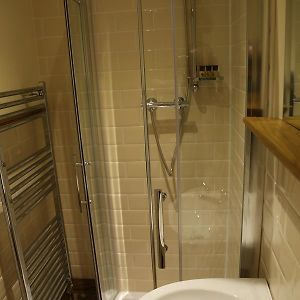 Single Room Shower